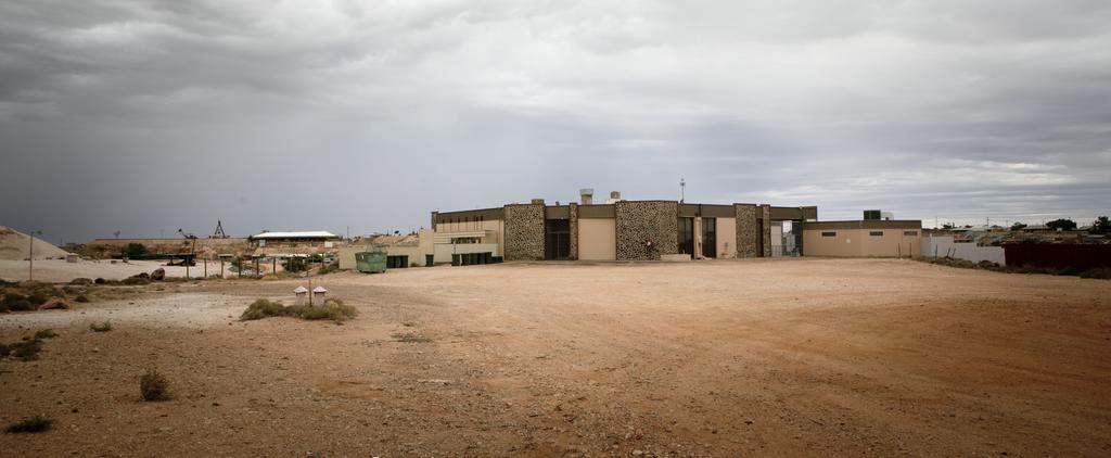 Hotel Breakaway Views 374 Alp St Coober Pedy Esterno foto